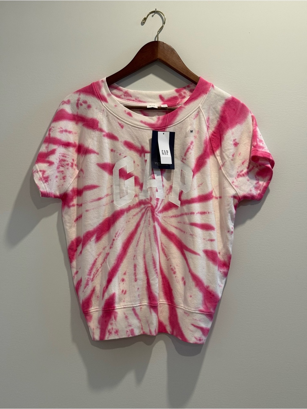 GAP White and Pink Tie-Dye Short Sleeve Sweatshirt